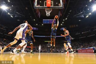 芬威体育集 芬威体育集